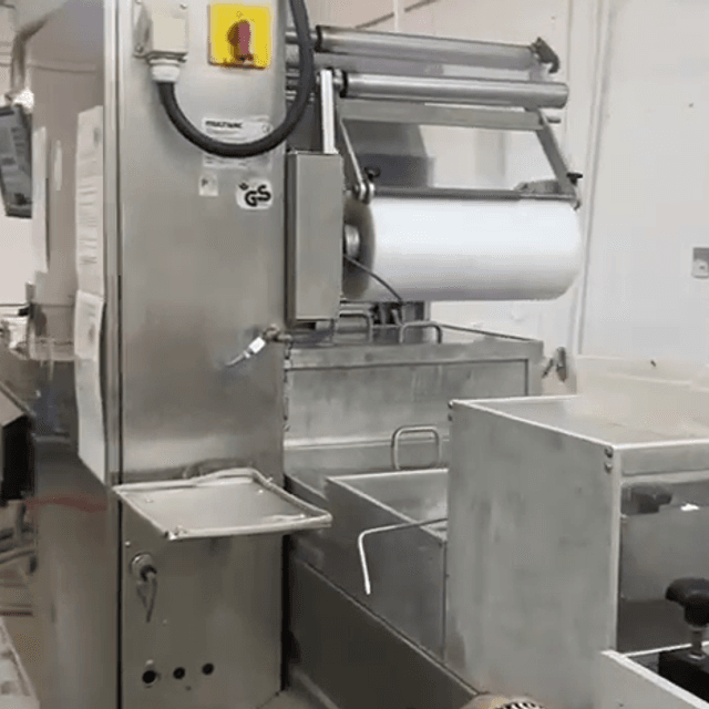 Термоформер MULTIVAC R260