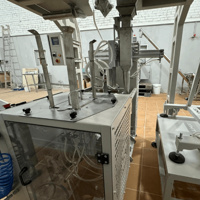 Комплекс Инпак-Дой-Пак упаковка в готовые пакеты дой-пак инв.13281