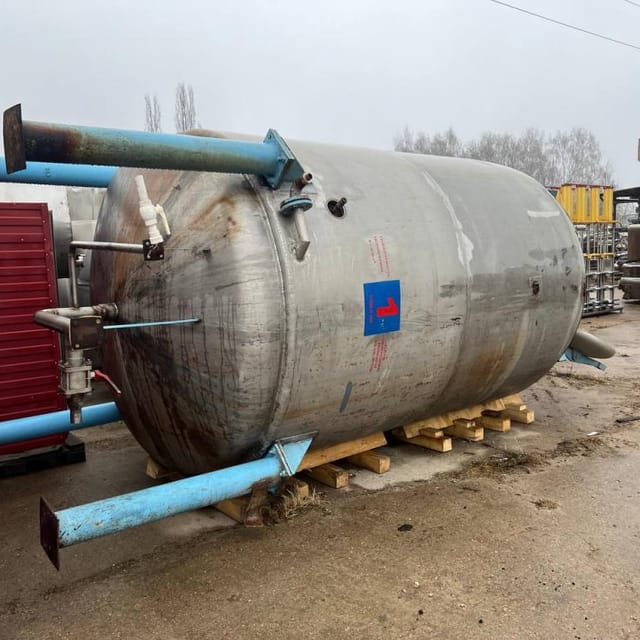 Ёмкость 10 куб.м с рубашкой инв.12658