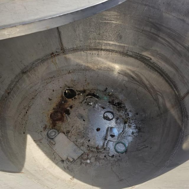 Дежи для тестомеса объемом 330л  инв.9842, инв.9840