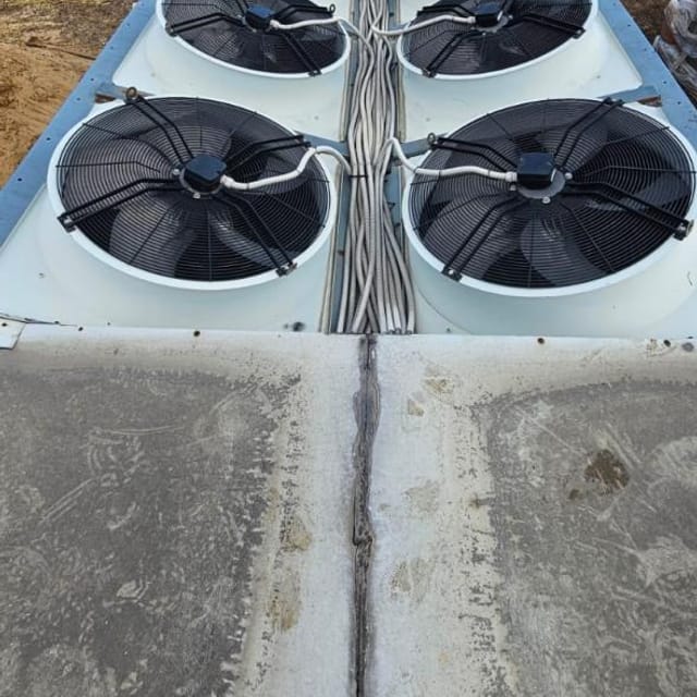 Чиллер 1200кВт по холоду