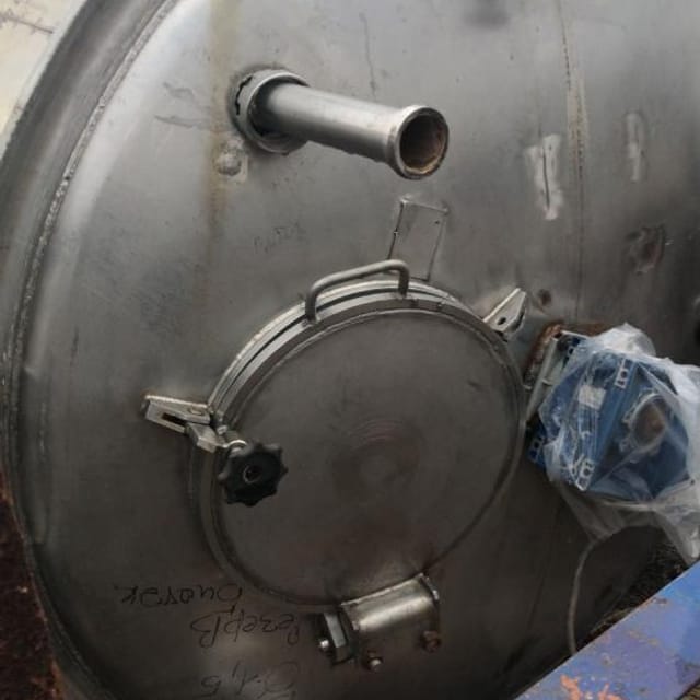 Емкость 2000л инв.7082