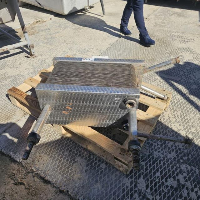 Пластинчатый теплобменик 5т. инв.13221