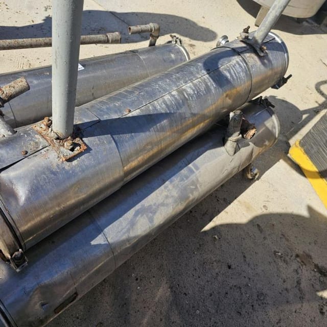 Трубчатый пастеризатор 4 шт.на одной раме инв.13242