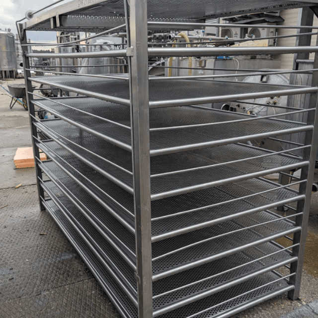 Стеллажи нержавеющие, на 8 полок