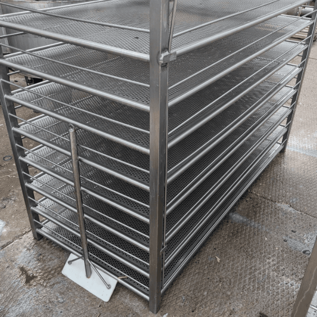 Стеллажи нержавеющие, на 8 полок