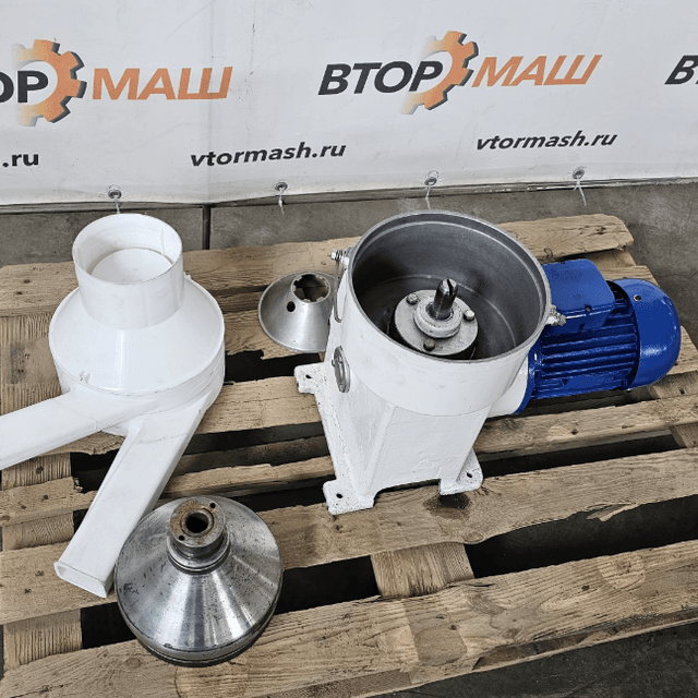 Сепаратор сливкоотделитель Ж5-ОСБ-1000 инв.13283