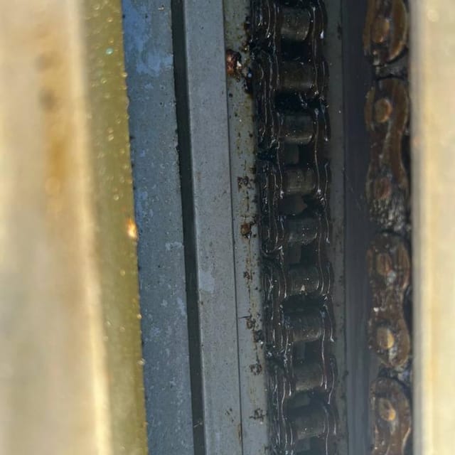 Подъемник тележек 200л инв.12691