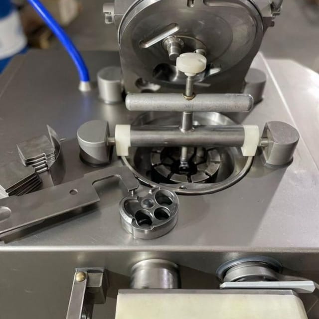 Шприц HANTDMANN VF610