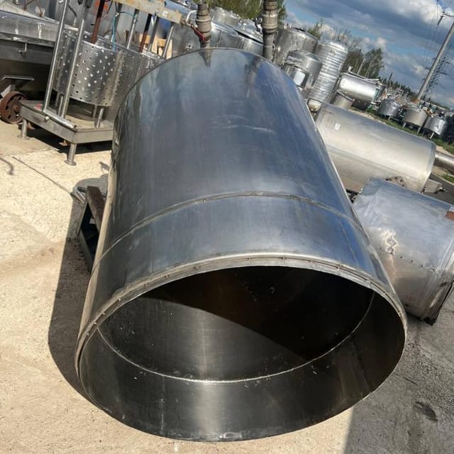 Ёмкость 1500л одностенная инв.12709