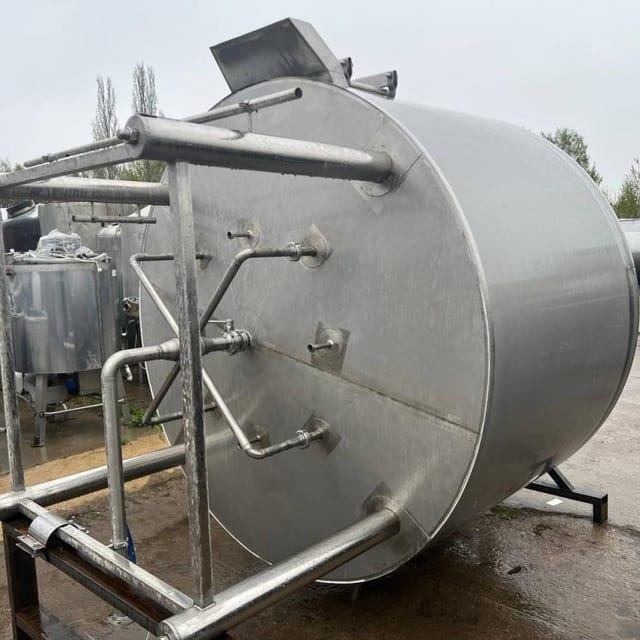 Емкость с рубашкой 3700л инв.12704