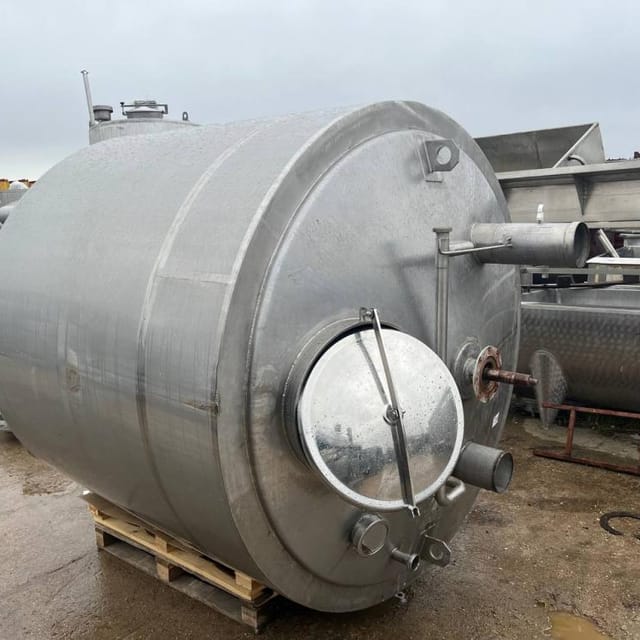 Емкость с рубашкой 3700л инв.12705