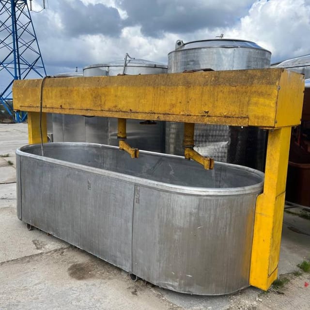 Ванна сырная Д7-ОСА 2500л с лирами инв.12712