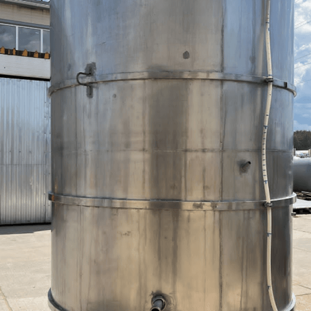 Емкости нержавеющие, объем 7 куб.м е.3701