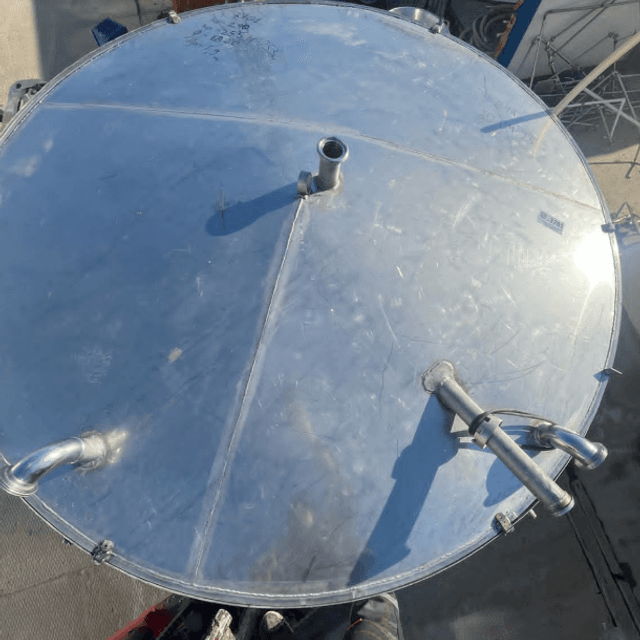 Емкости нержавеющие, объем 7 куб.м е.3701