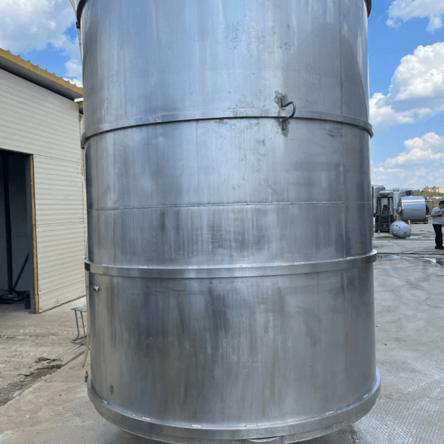 Емкости нержавеющие, объем 7 куб.м е.3701