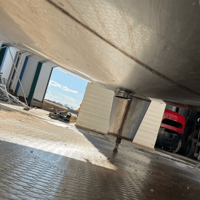 Емкости нержавеющие, объем 7 куб.м е.3701