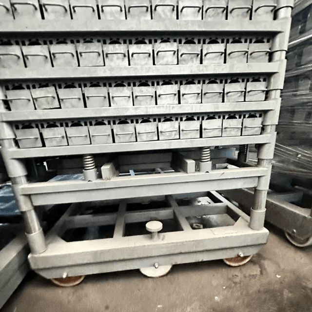 Стеллаж для прессования на 121 форму №3