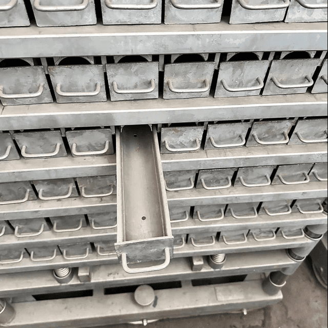 Стеллаж для прессования на 121 форму №3