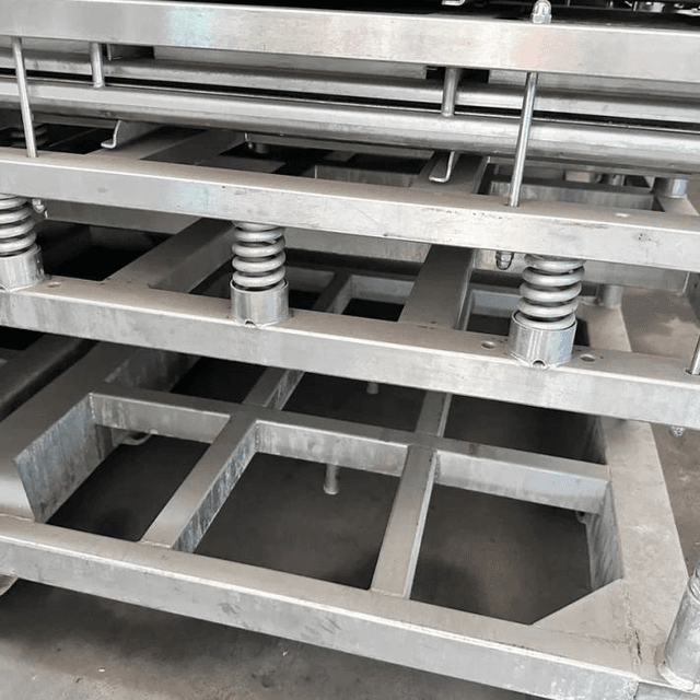 Стеллаж для прессования на 121 форму №3