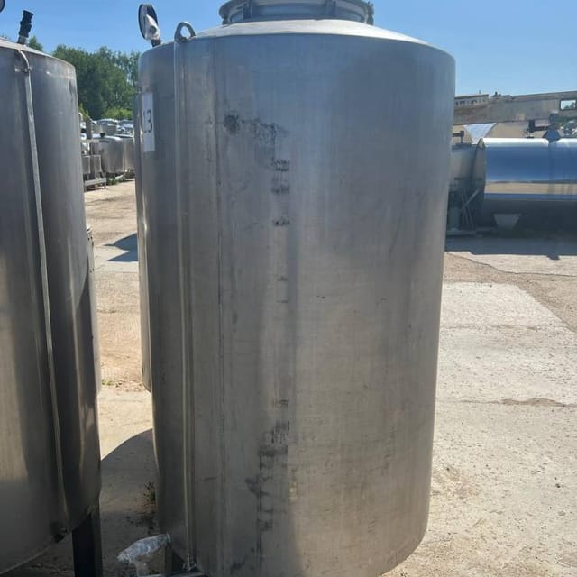 Емкости 1,1 куб.м одностенки инв.12744