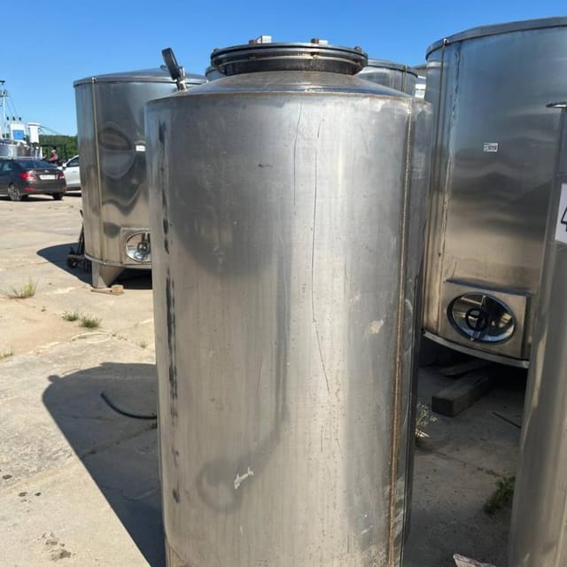 Емкости 1,1 куб.м одностенки инв.12744