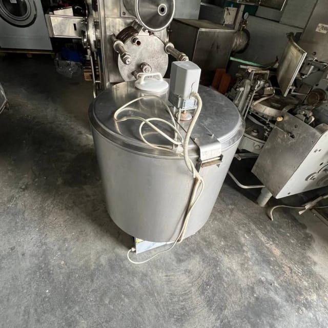 Танк охладитель  Frigomilk 200л инв.12789