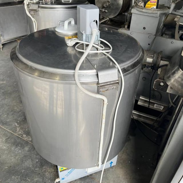 Танк охладитель  Frigomilk 200л инв.12790