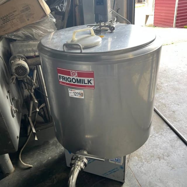 Танк охладитель  Frigomilk 200л инв.12790