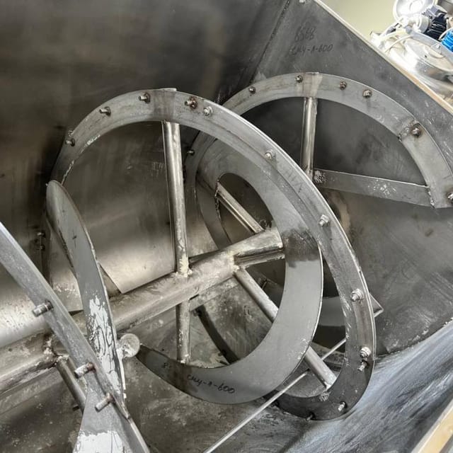 Смеситель 600л инв.12793