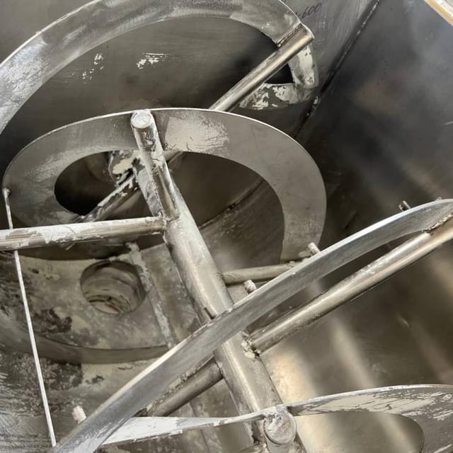 Смеситель 600л инв.12793