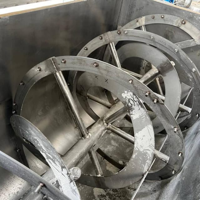 Смеситель 600л инв.12793