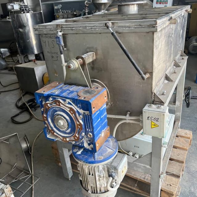 Смеситель 600л инв.12793