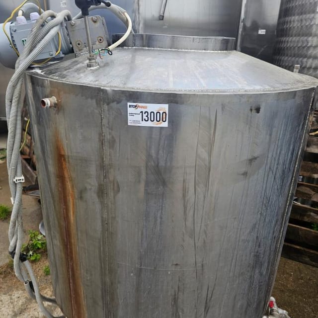 Емкость 350л. с мешалкой инв.13000