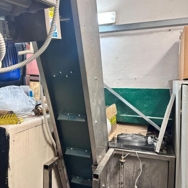 Выдув ПЭТ автомат MG Mold 4500 инв.13269