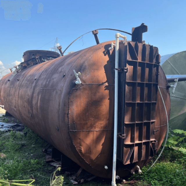 Емкость би-метал 63 куба инв.12951