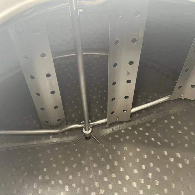 Ёмкость 4куба инв.12966