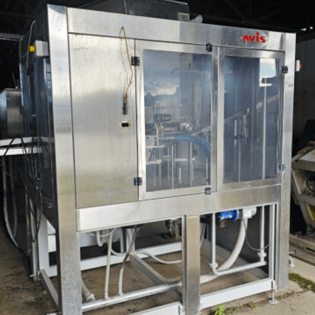 Розлив молока в ПЭТ AVIS инв.11689