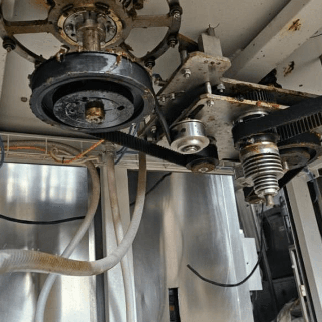 Розлив молока в ПЭТ AVIS инв.11689