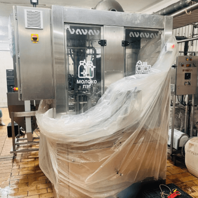Автомат розлива в ПЭТ AVIS новый