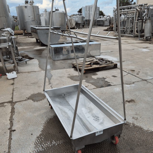 Рама-тележка для колбасных изделий и туш.