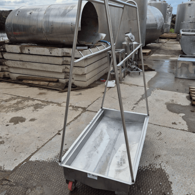 Рама-тележка для колбасных изделий и туш.