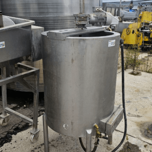 Емкость 250 л инв.13125