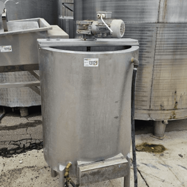 Емкость 250 л инв.13125