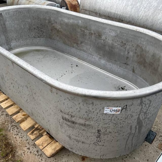 Ванна 1000л одностенная инв.12980