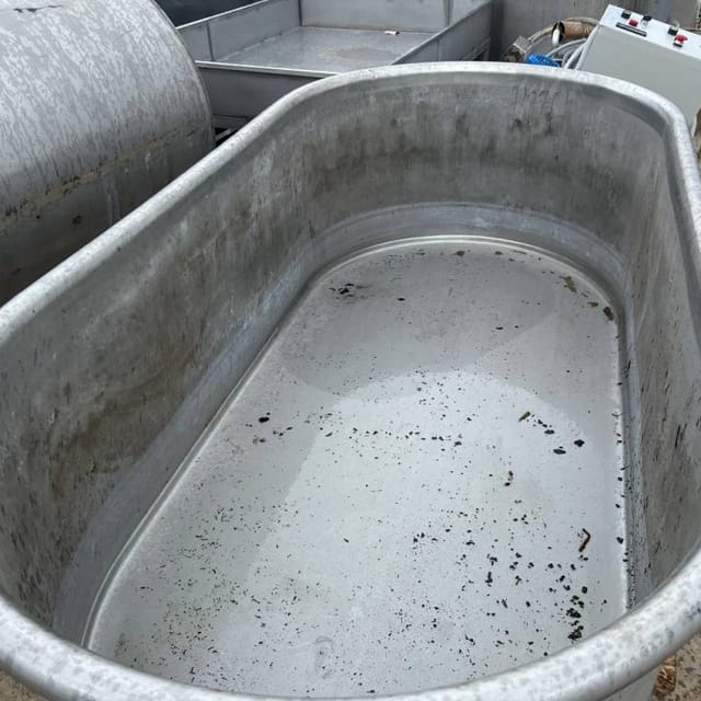 Ванна 1000л одностенная инв.12980