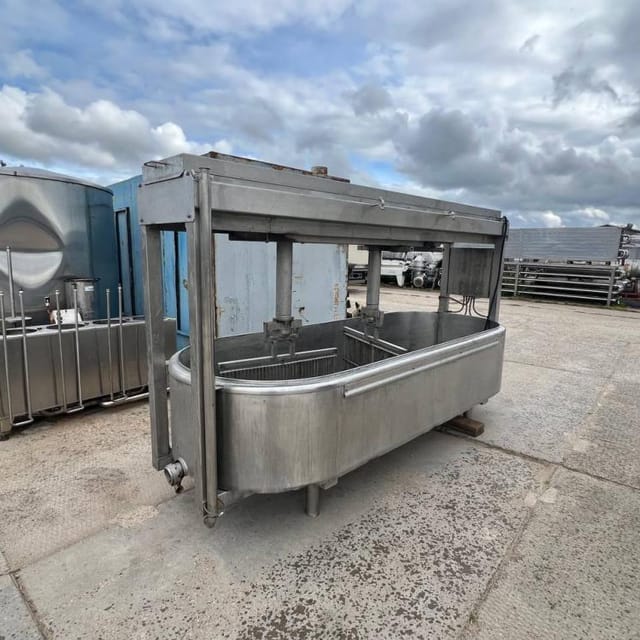 Сырная ванна 2000л инв.12979