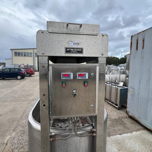 Сырная ванна 2000л инв.12979