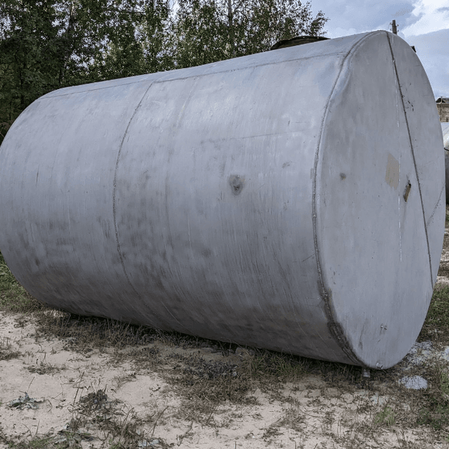 Емкости горизонтальные объем 11 куб.м.