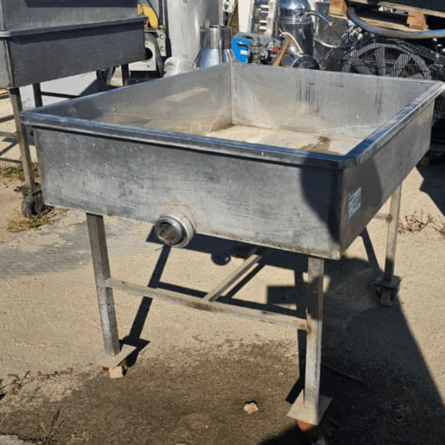 Дренажные ванны 200л инв.12208